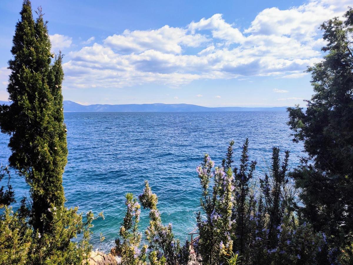 Apartment By The Sea- Santa Marina Raša Extérieur photo